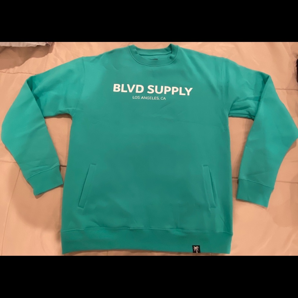 BLVD SUPPLY crewneck w/pockets